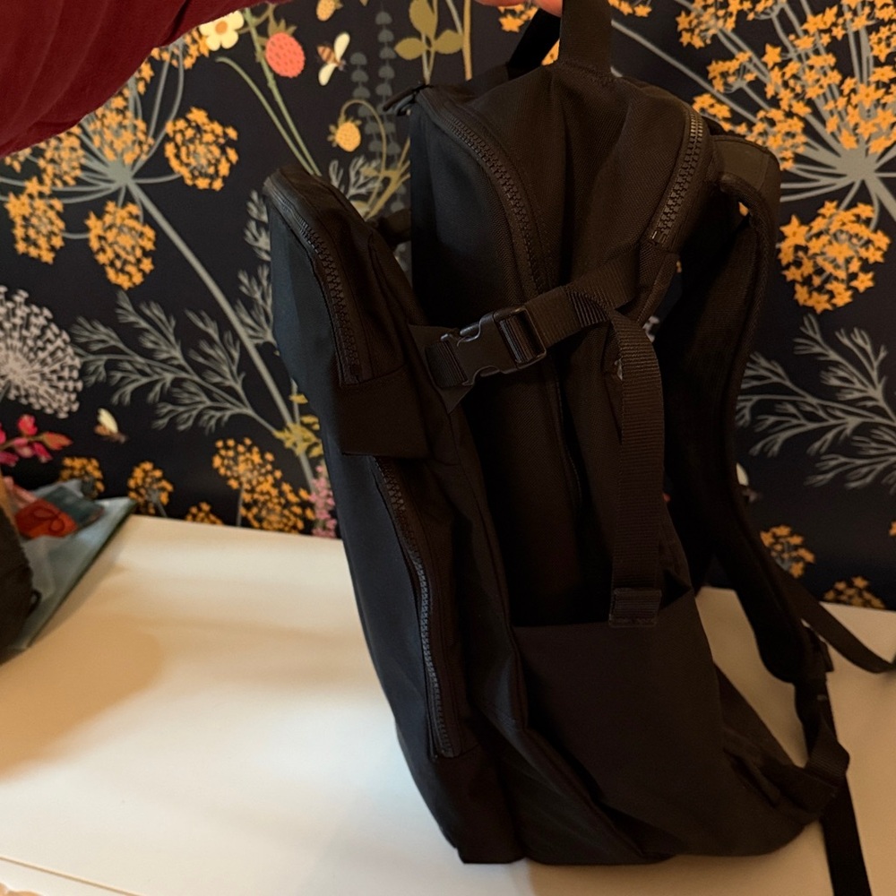 Lululemon Backpack - image 6